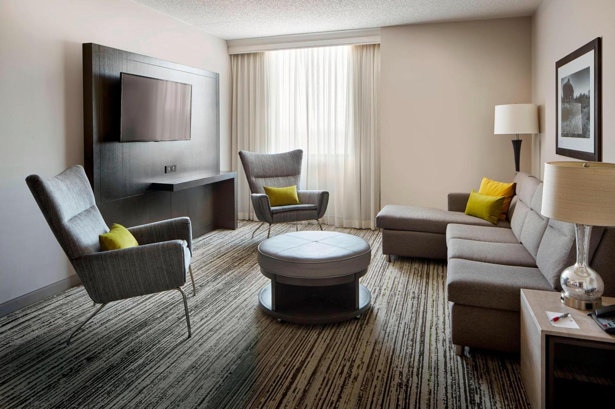 Marriott Hartford/Windsor Airport Hotel Екстериор снимка