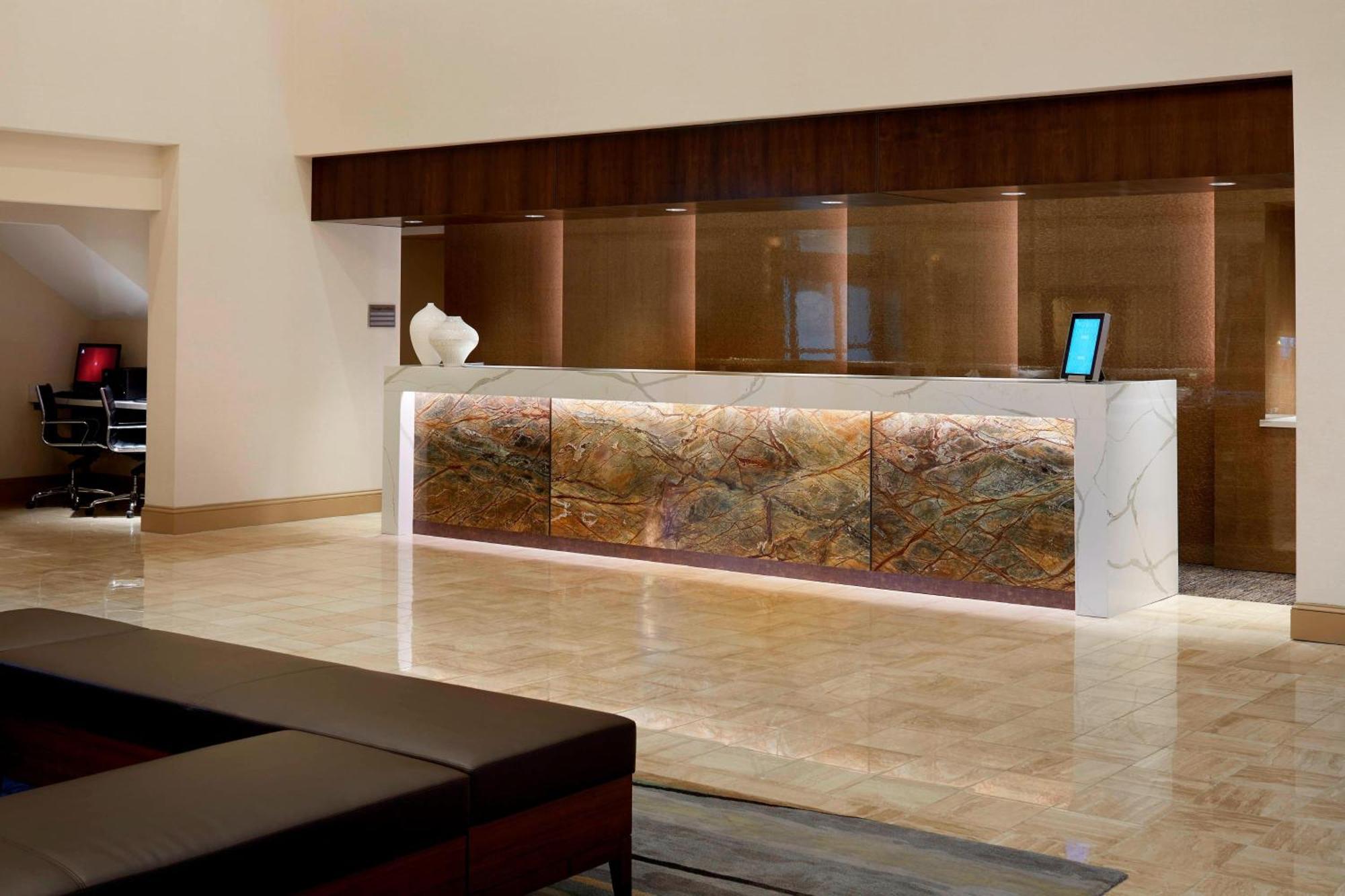 Marriott Hartford/Windsor Airport Hotel Екстериор снимка