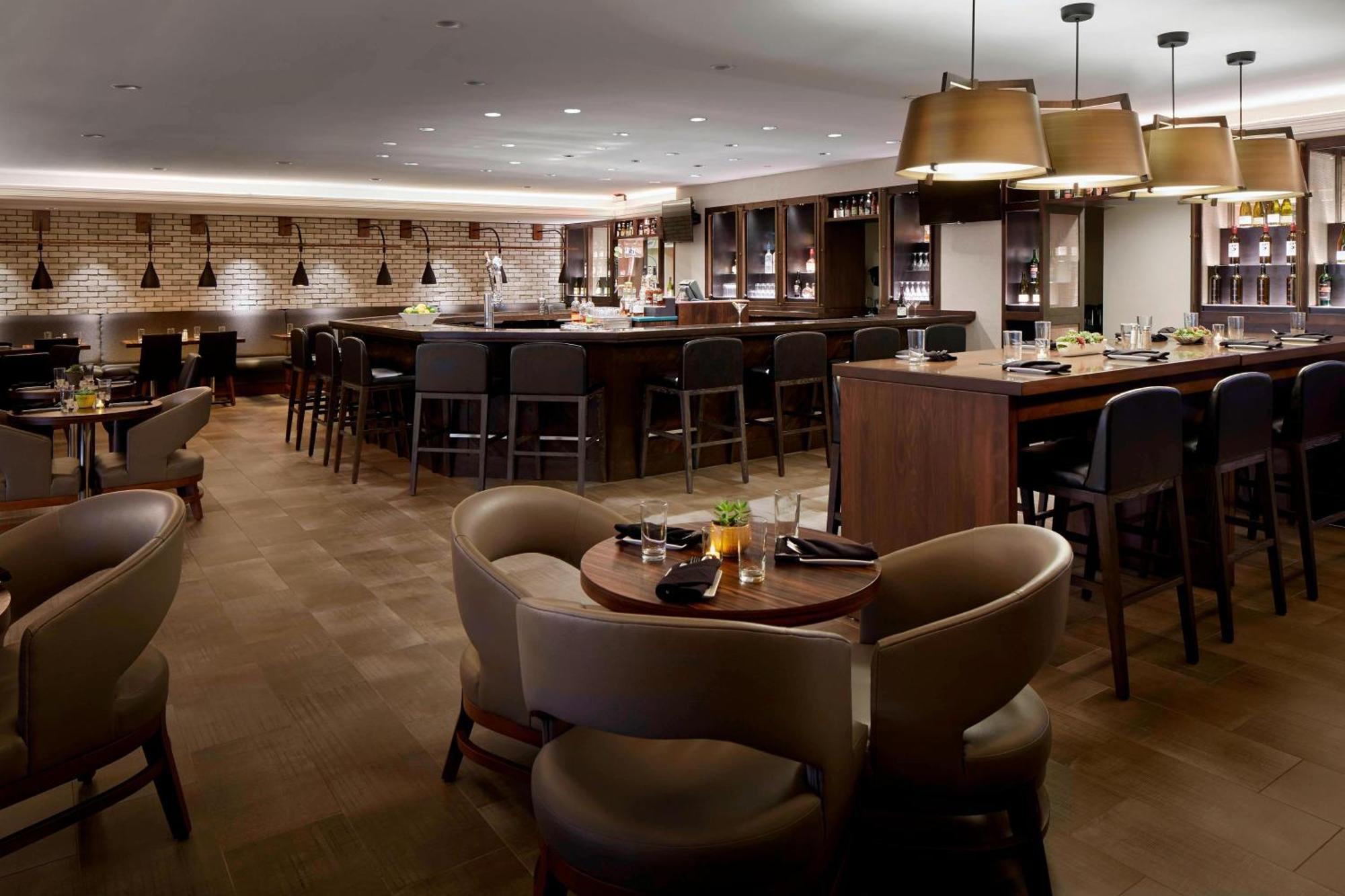 Marriott Hartford/Windsor Airport Hotel Екстериор снимка