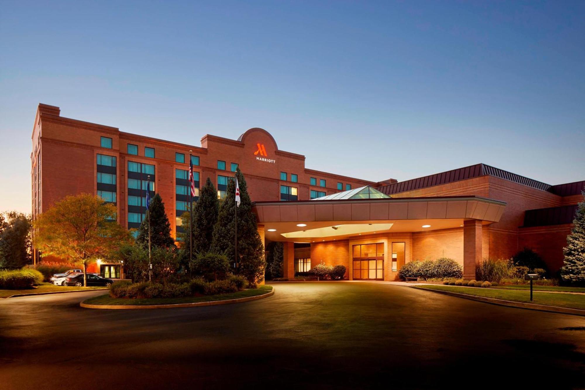 Marriott Hartford/Windsor Airport Hotel Екстериор снимка