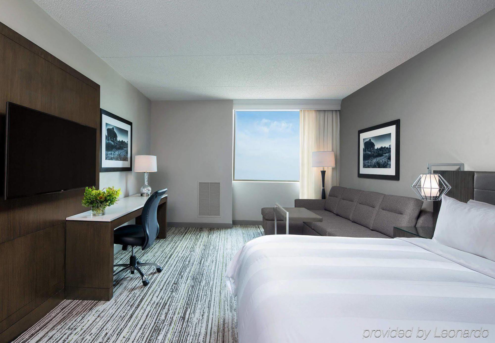 Marriott Hartford/Windsor Airport Hotel Стая снимка