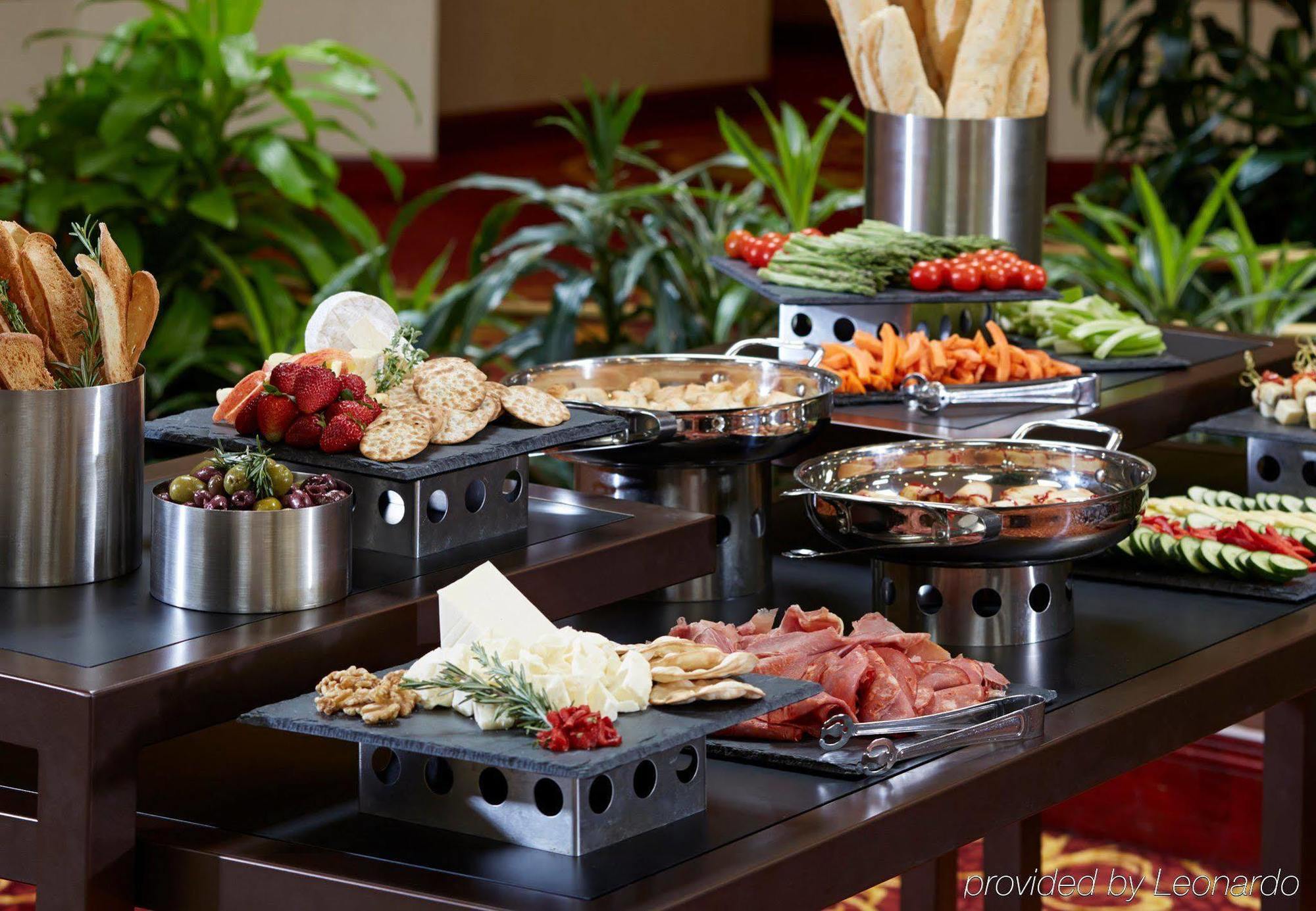 Marriott Hartford/Windsor Airport Hotel Екстериор снимка